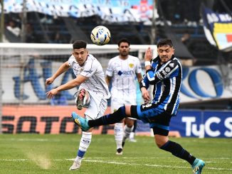 Con polémica Almagro y Atlanta repartieron puntos