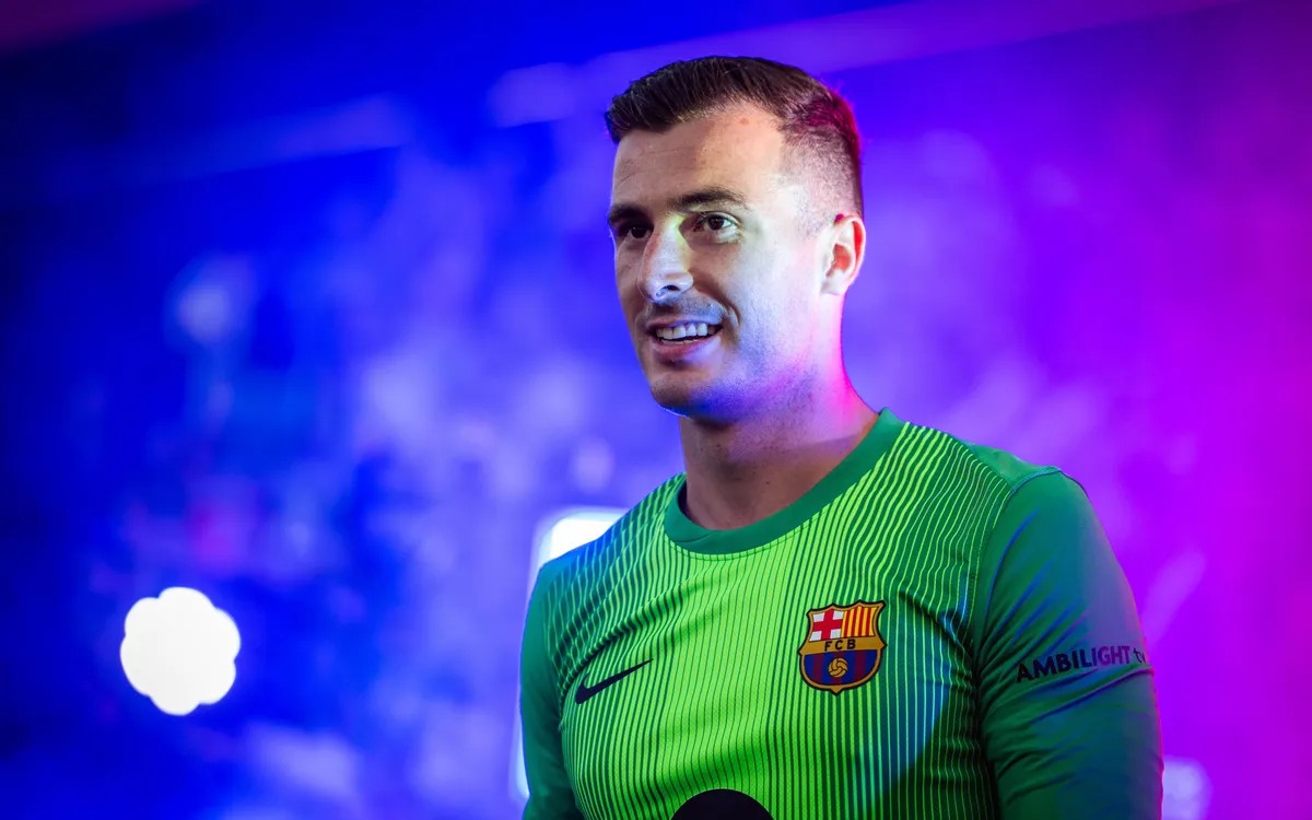 Barcelona cedió a Iñaki Peña, que seguirá su carrera en Elche
