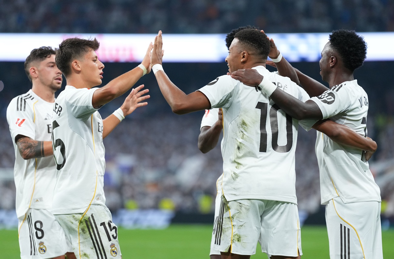 Real Madrid debutó en la temporada con ajustado triunfo sobre Osasuna
