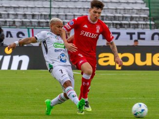 Once Caldas fue más que Huracán y le ganó 1 a 0 en Manizales