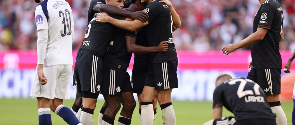 Festeja Bayern Múnich uno de los cuatro tantos que le propinaron al Tottenham Bayern Múnich aplastó 4 a 0 al Tottenham en un amistoso