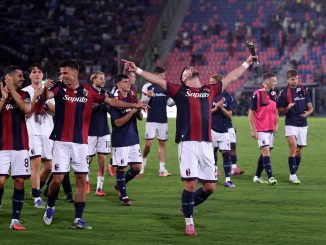 Con gol de Orsolini, Bologna le ganó a Como