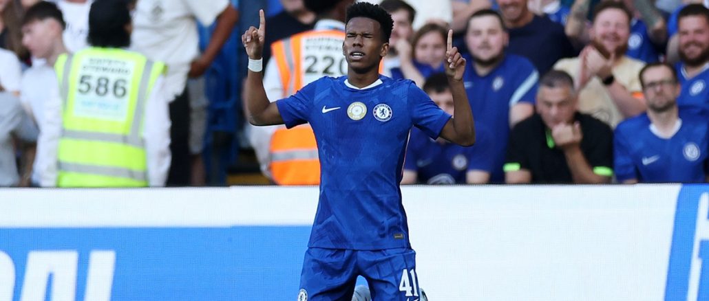 El brasileño puso el 1 a 0 parcial ante Bayer Leverkusen en el amistoso. Estêvão debutó en Chelsea y ya marcó su primer gol con los Blues