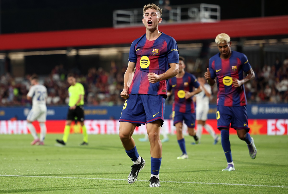 Barcelona aplastó 5 a 0 a Como en el Trofeo Joan Gamper