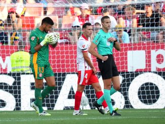 Paulo Gazzaniga fue el primer expulsado de la temporada 2025/26 en La Liga