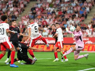 Sevilla se impuso por 2 a 0 y hundió a Girona en La Liga