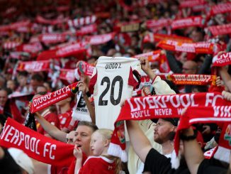 Liverpool jugó en Anfield tras dos meses y hubo un homenaje a Diogo Jota