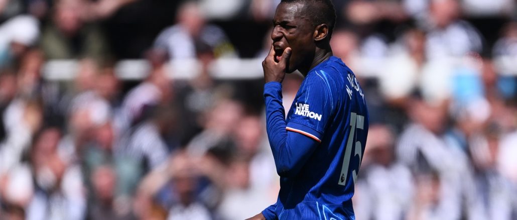 Nico Jackson se iba de Chelsea pero al final seguirá jugando para los Blues Nico Jackson llegó a Múnich pero Chelsea lo pidió de regreso por la lesión de Liam Delap