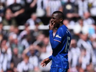 Nico Jackson llegó a Múnich pero Chelsea lo pidió de regreso por la lesión de Liam Delap