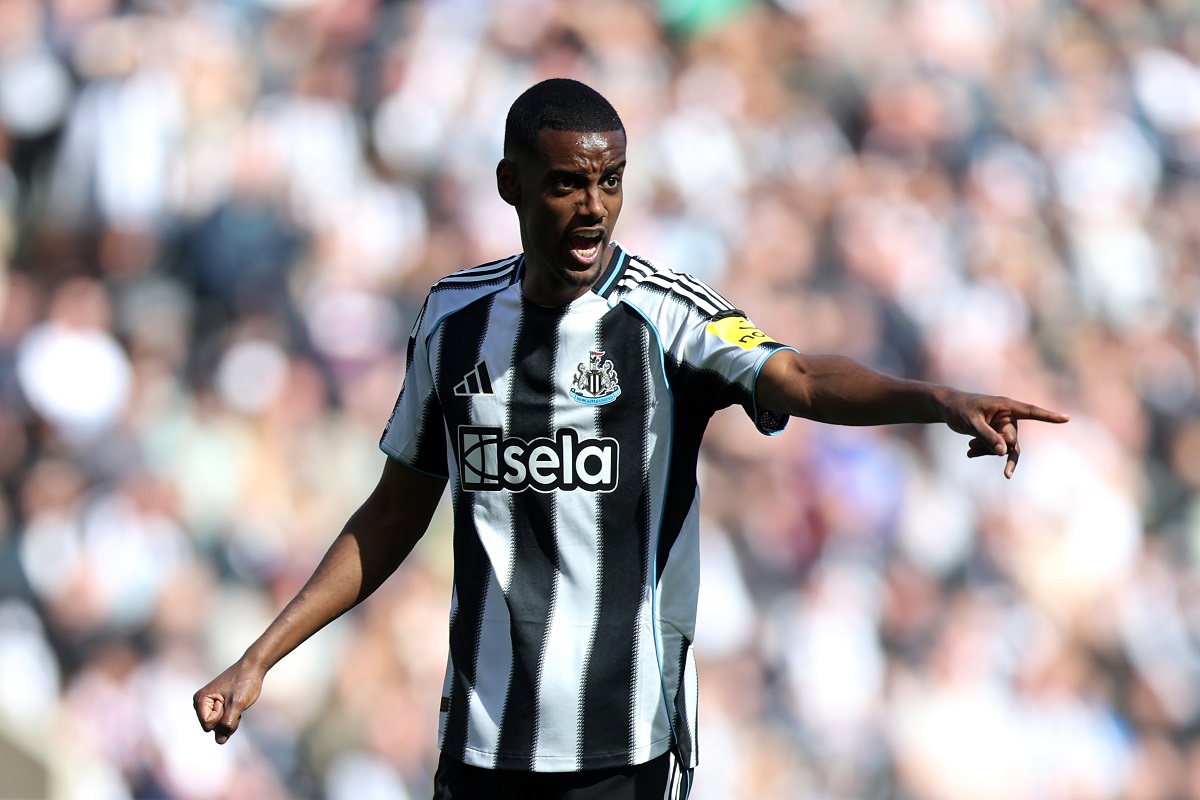 Newcastle rechazó 140 millones del Liverpool por Alexander Isak