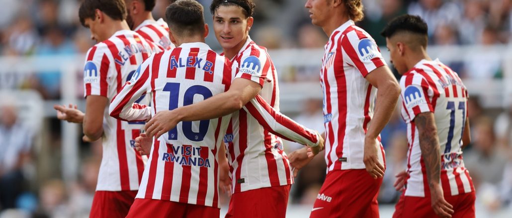 Julián Álvarez celebra su gol Atlético de Madrid venció a Newcastle en duelo amistoso