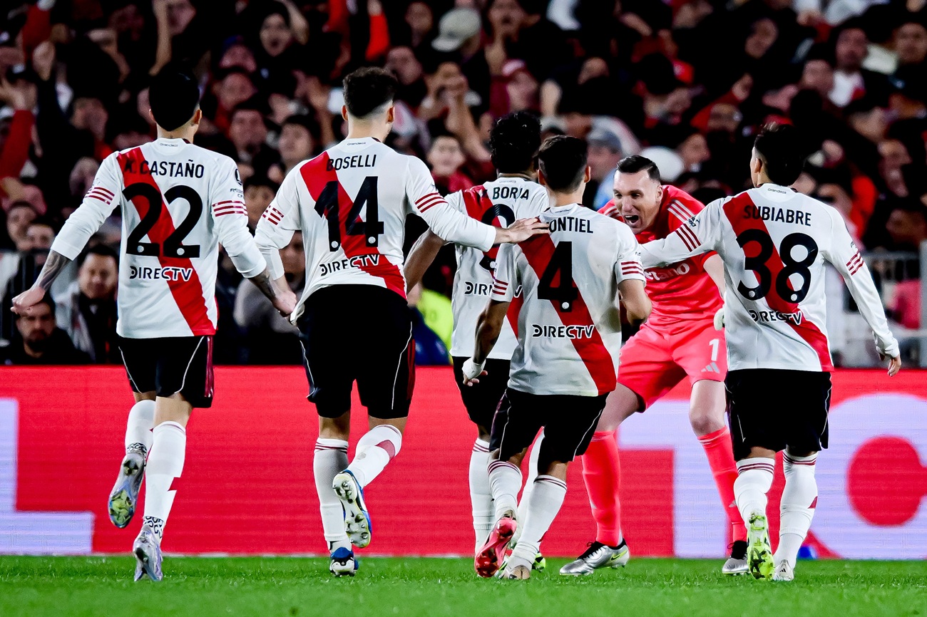 River celebró en penales tras ocho eliminaciones en fila
