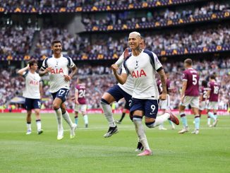 Tottenham se lució al ritmo de Richarlison y goleó al Burnley en el inicio de la Premier League
