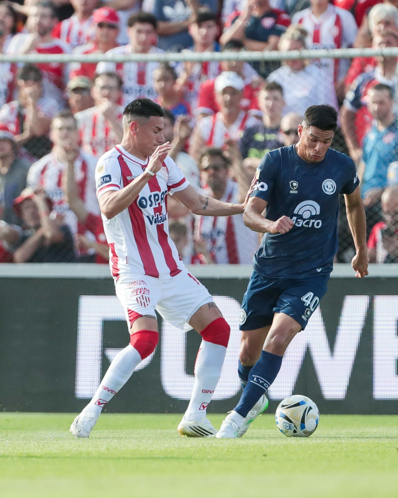 Insólito gol en contra de Iván Villalba en Unión – Independiente Rivadavia
