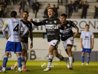 All Boys rescató un punto sobre la hora ante Gimnasia y Tiro en Floresta.