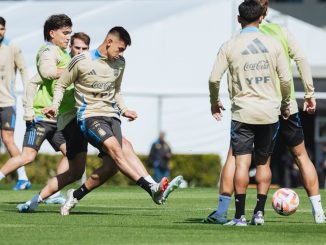 ¡Rumbo a Guayaquil! Argentina viaja a Ecuador sin Messi y con cambios obligados