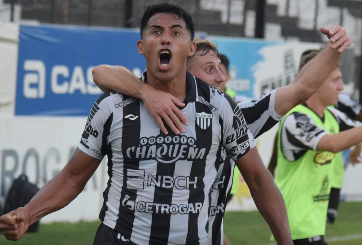 Chaco For Ever arruinó a Estudiantes de Río Cuarto en Resistencia