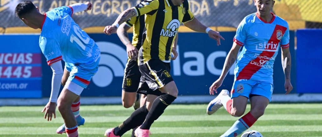 Deportivo Madryn 2 Arsenal de Sarandí 1 Deportivo Madryn jugará la final por el ascenso a la Liga Profesional