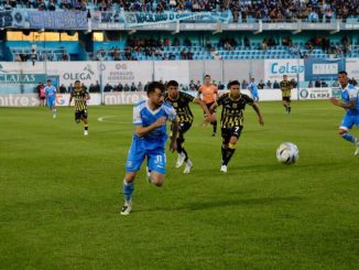 Estudiantes de Río Cuarto no pudo con Almirante Brown