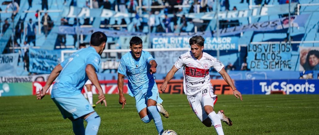 Defensores Unidos Deportivo Morón Deportivo Morón dio otro paso adelante en Zarate