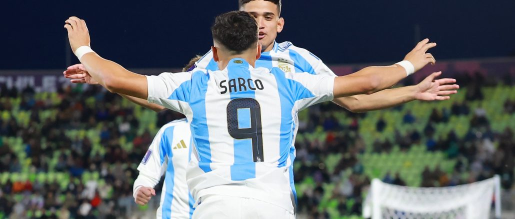 Argentina Cuba Argentina vence parcialmente a Cuba con doblete de Sarco
