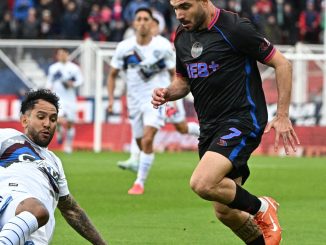 Desde los doce pasos, Ezequiel Cerutti amplió la ventaja