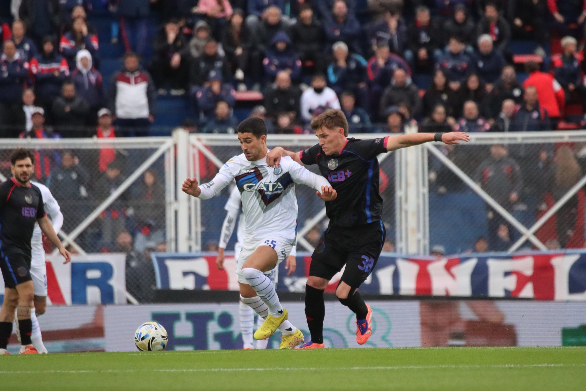 San Lorenzo fue efectivo y venció a Godoy Cruz