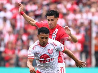 Instituto le ganó a Argentinos Juniors con dos penales polémicos