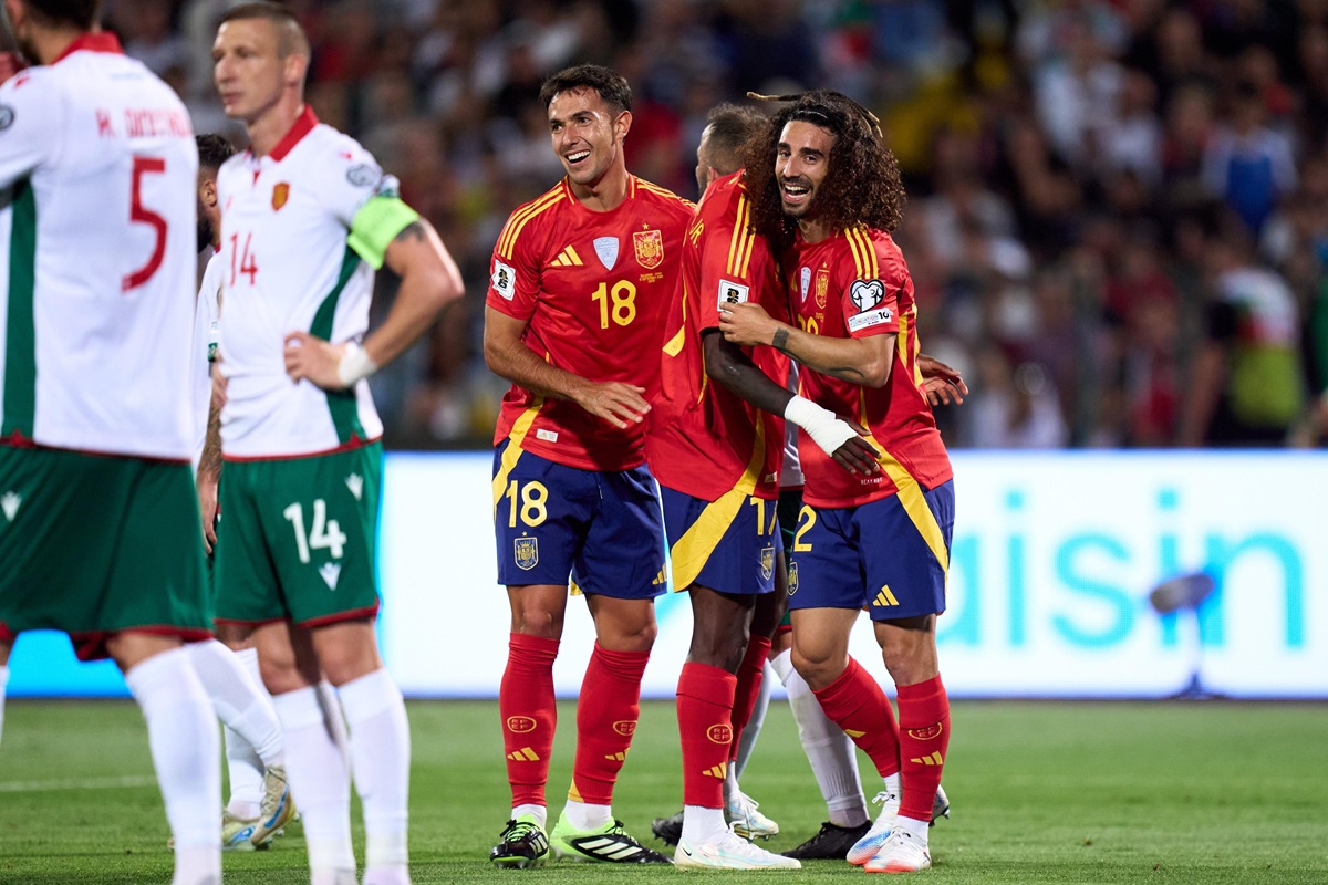 España goleó a Bulgaria en su estreno de eliminatorias europeas