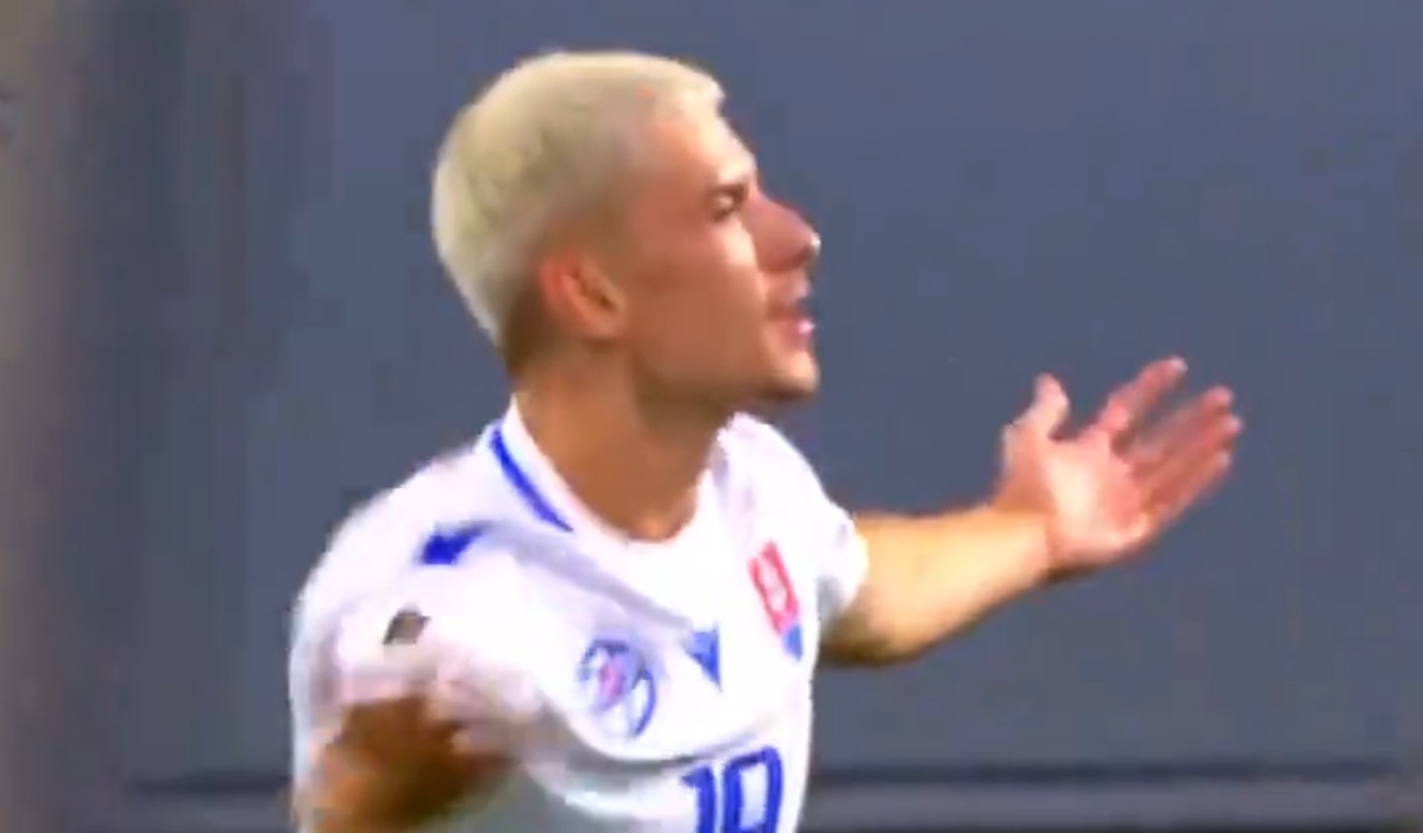 Eslovaquia le ganó en el último minuto a Luxemburgo