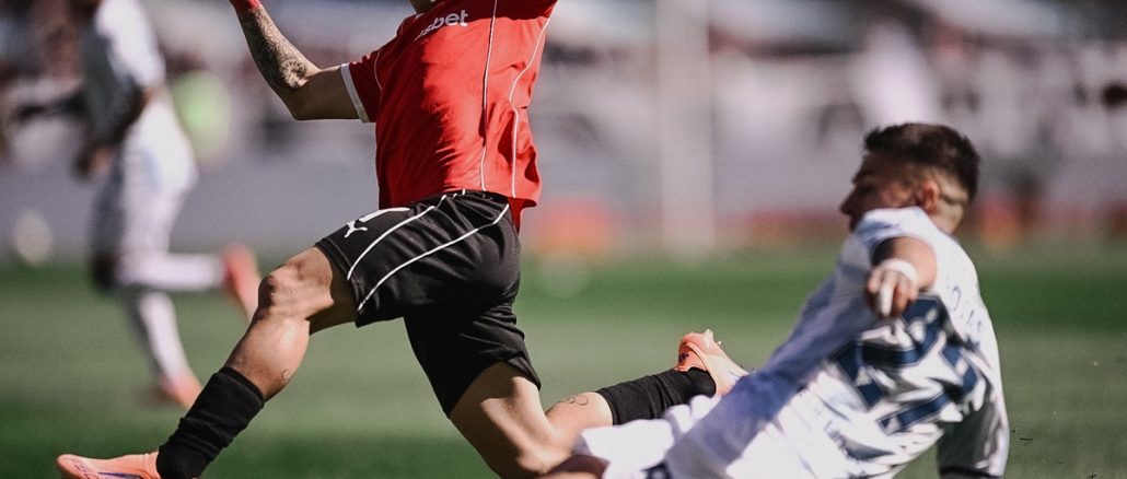 Racing e Independiente igualan sin goles camino al descanso