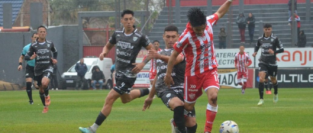 Talleres se despidió de su gente venciendo a Chaco For Ever en Remedios de Escalada.