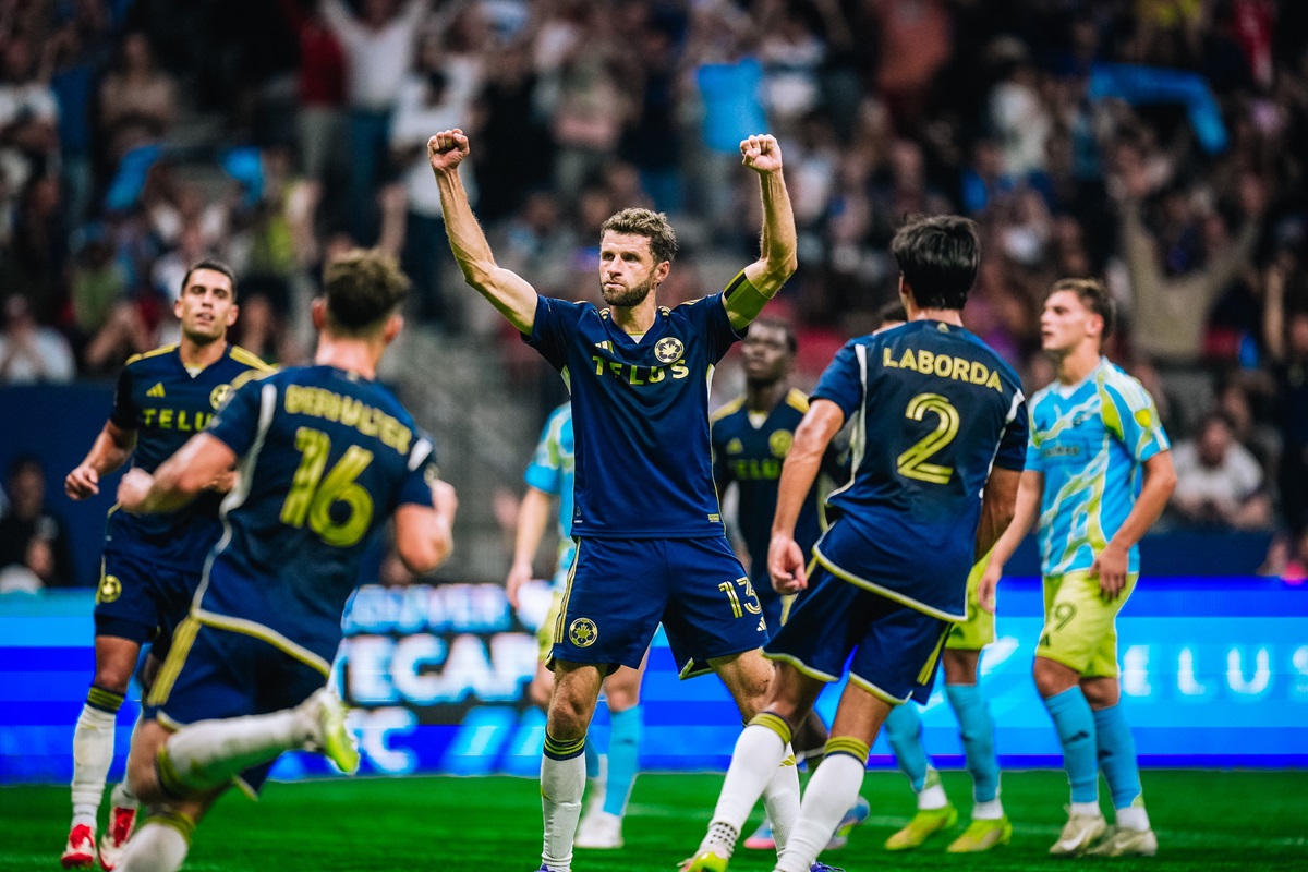 Thomas Müller marcó un hat-trick con Vancouver ante Philadelphia