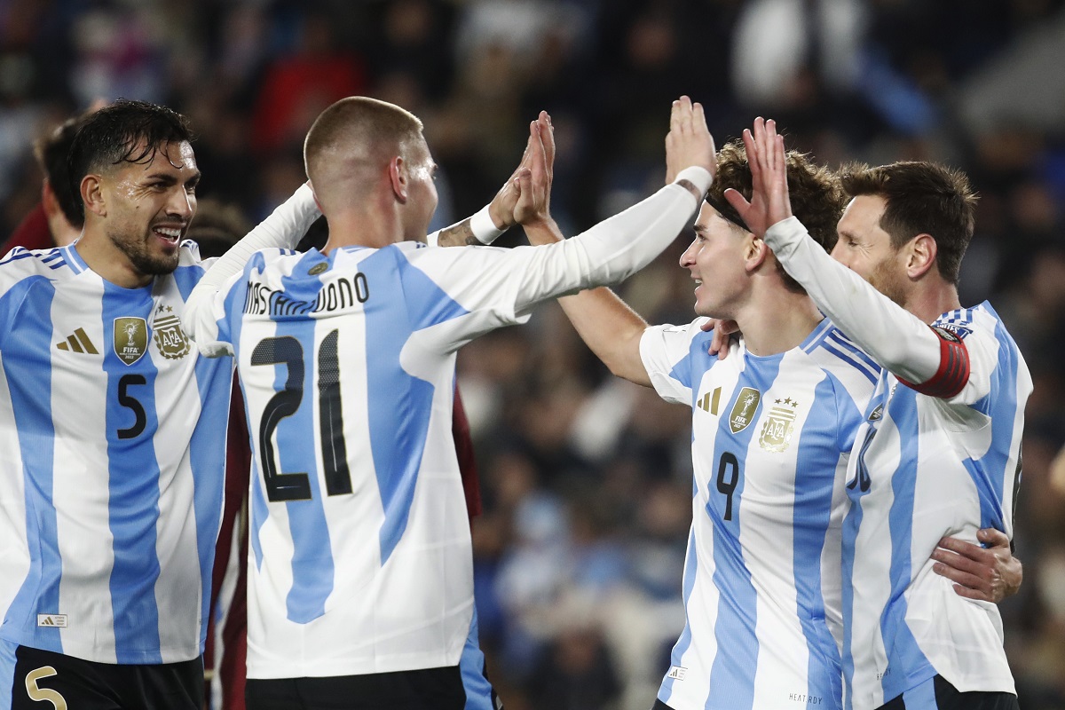 Argentina se lució con un 3-0 ante Venezuela y disfrutó de un doblete de Lionel Messi
