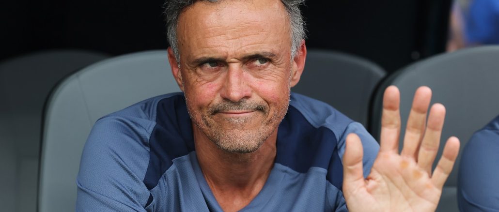 Luis Enrique fue operado con éxito de la fractura de clavícula y estará alejado del PSG
