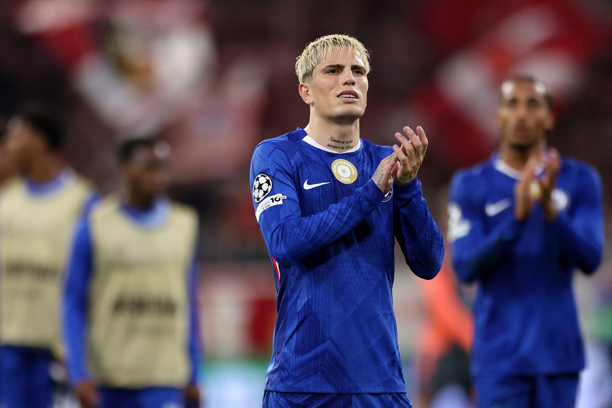 Garnacho y Estevao se perfilan como titulares este martes con Chelsea