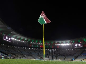 Violenta reacción de la policía brasileña contra público de Lanús