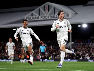 Fulham lo dio vuelta y derrotó por 3 a 1 a Brentford