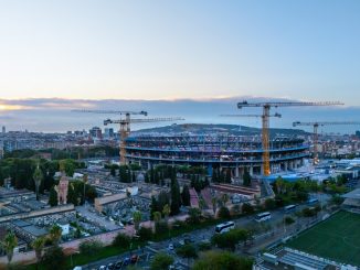 El Camp Nou con malas noticias