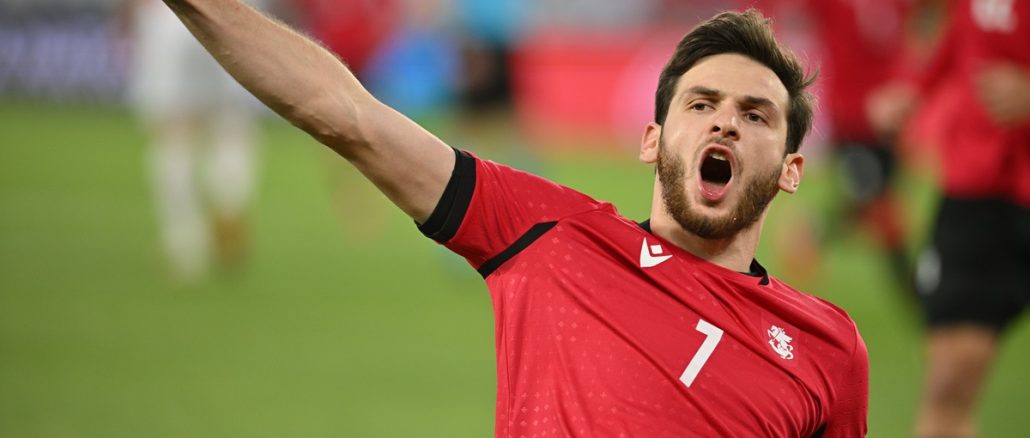 Kvaratskhelia sigue haciendo historia con la Selección de Georgia Khvicha Kvaratskhelia llegó a los 20 goles con Georgia y va por el récord