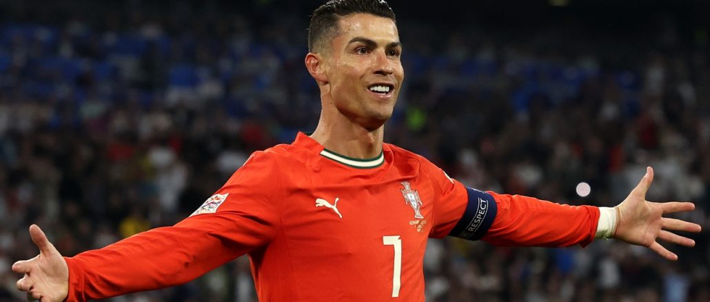 Cristiano Ronaldo con Portugal Cristiano Ronaldo es líder histórico de presencias en Eliminatorias UEFA