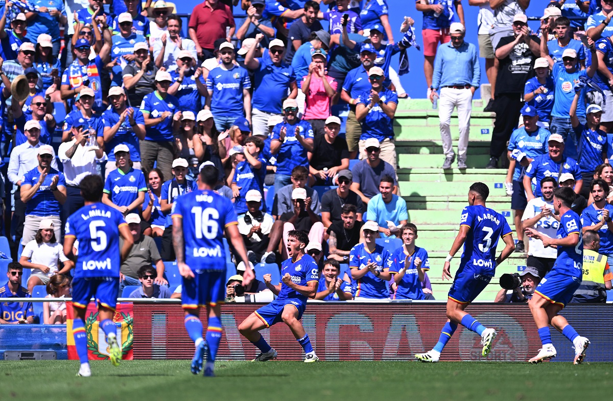 Getafe se recuperó ante Real Oviedo y logró un gran triunfo para subirse a la cima de La Liga