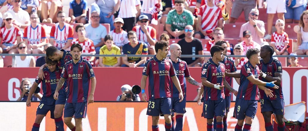 Levante le dio otro golpe a un Girona que terminó con nueve jugadores