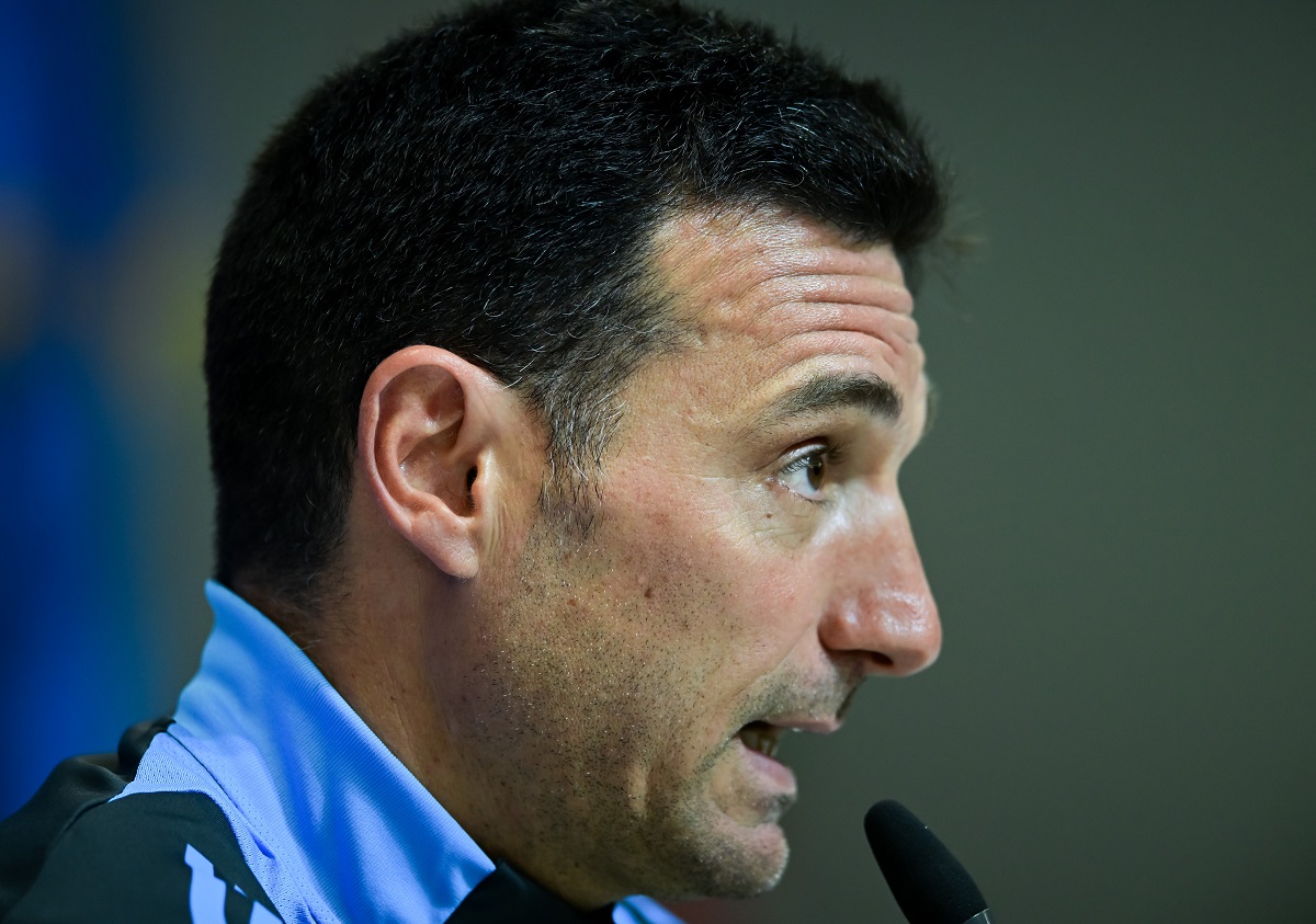 Scaloni, sobre Franco Mastantuono: «Lo veo bien, Real Madrid y el entrenador lo están arropando»