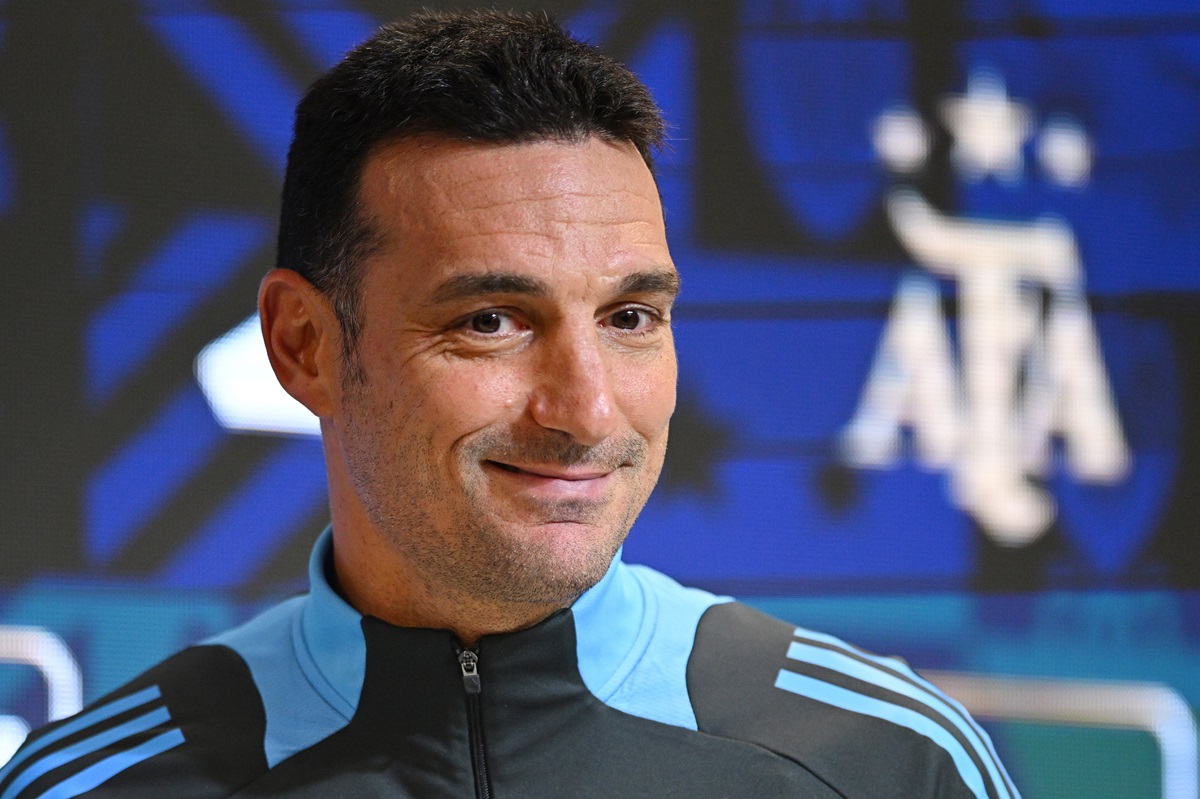 Lionel Scaloni: "Mi viejo nos llevaba a ver a Boca siendo de River"