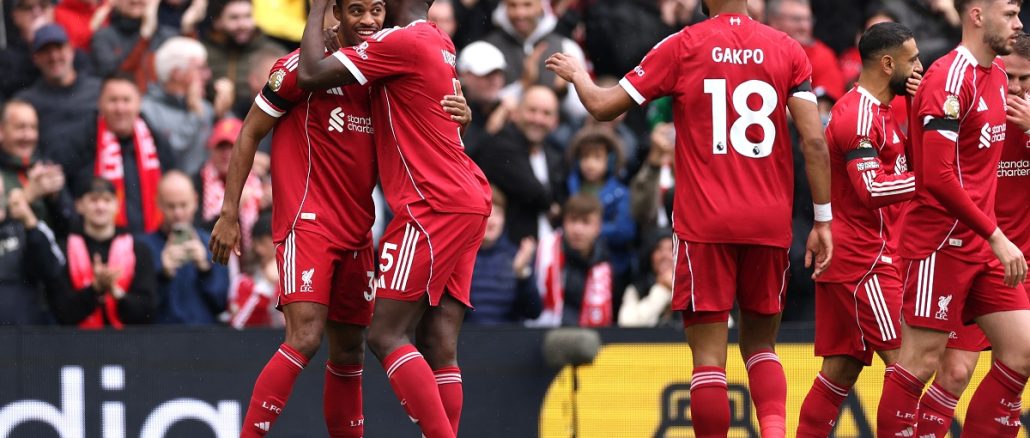 Liverpool vs Everton Liverpool sufrió en demasía pero se llevó el derbi ante Everton para estirar el puntaje ideal