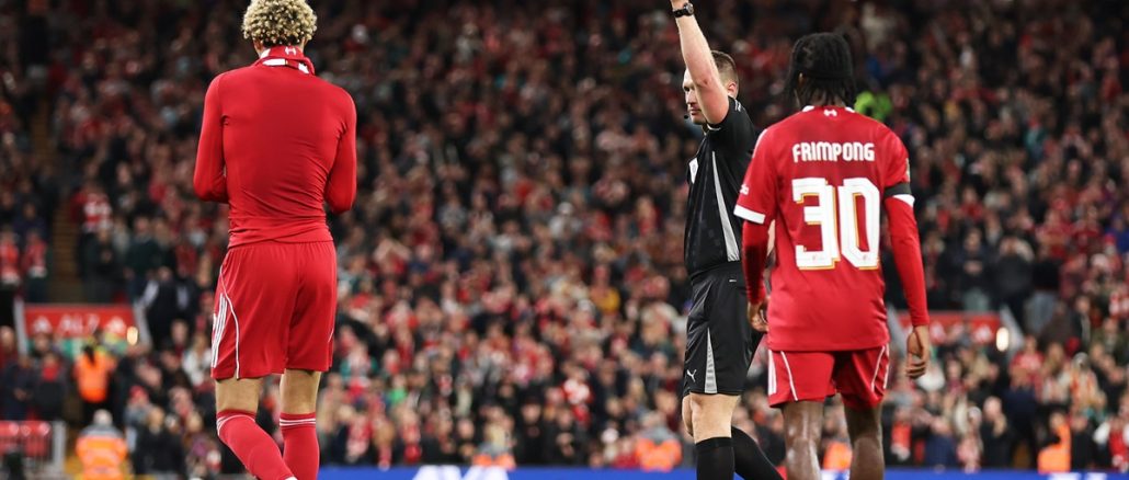 Arne Slot estalló contra Hugo Ekitike: "Innecesario y estúpido"