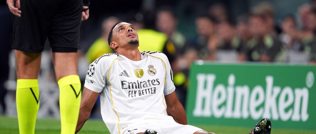 Trent Alexander Arnold pidió el cambio en Real Madrid - Marsella Trent Alexander Arnold sale lesionado en Real Madrid por Champions League