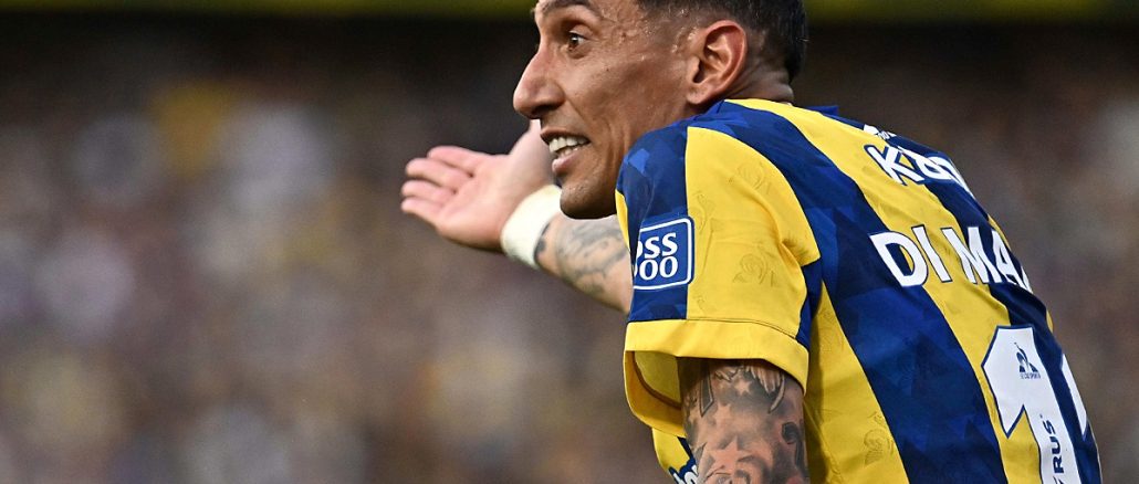 Ángel Di María estalló en una nota que cortó la transmisión oficial: "Después dicen que nos ayudan"