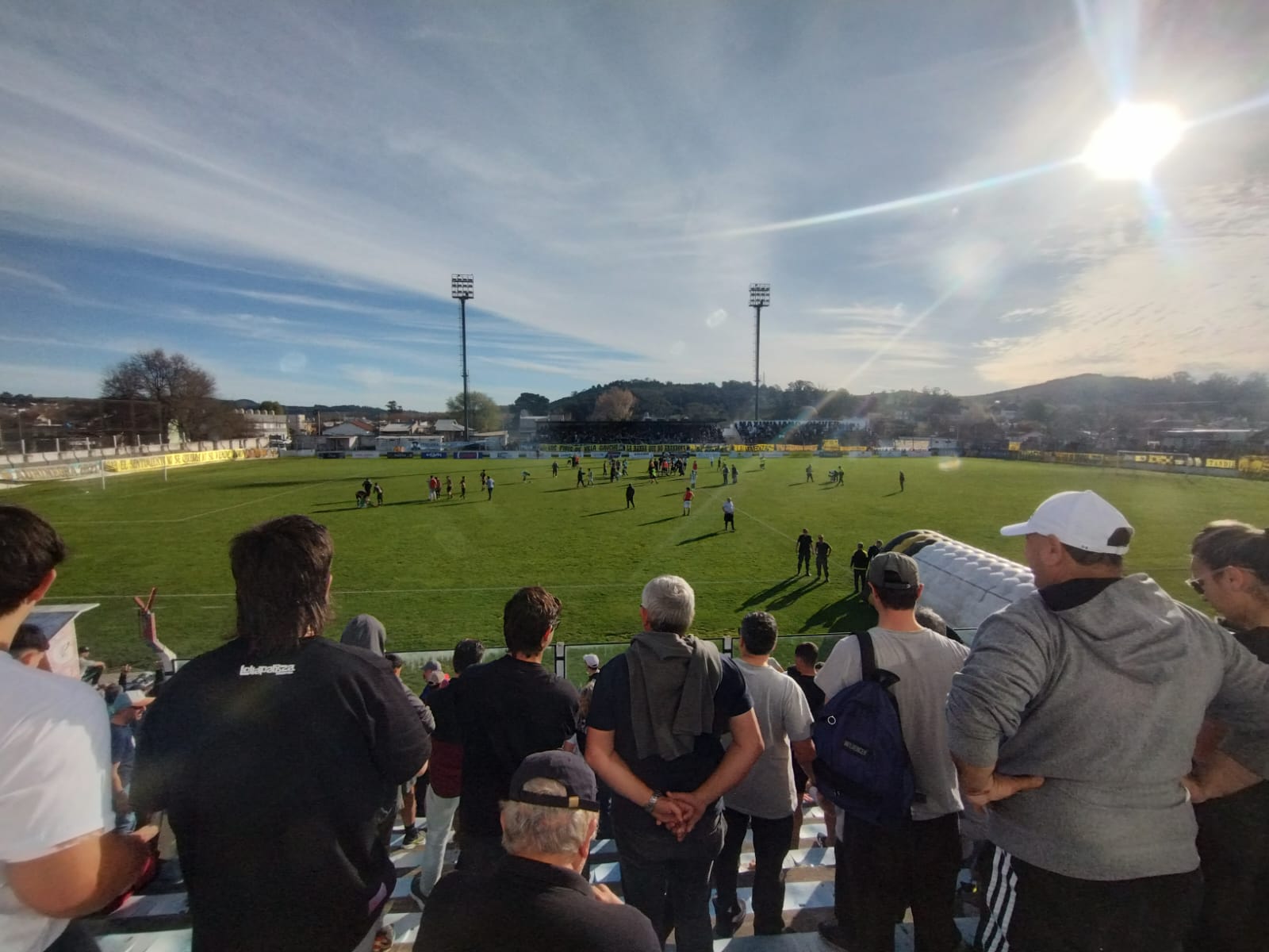 Santamarina aguantó el empate y mandó al descenso a Estudiantes de San Luis
